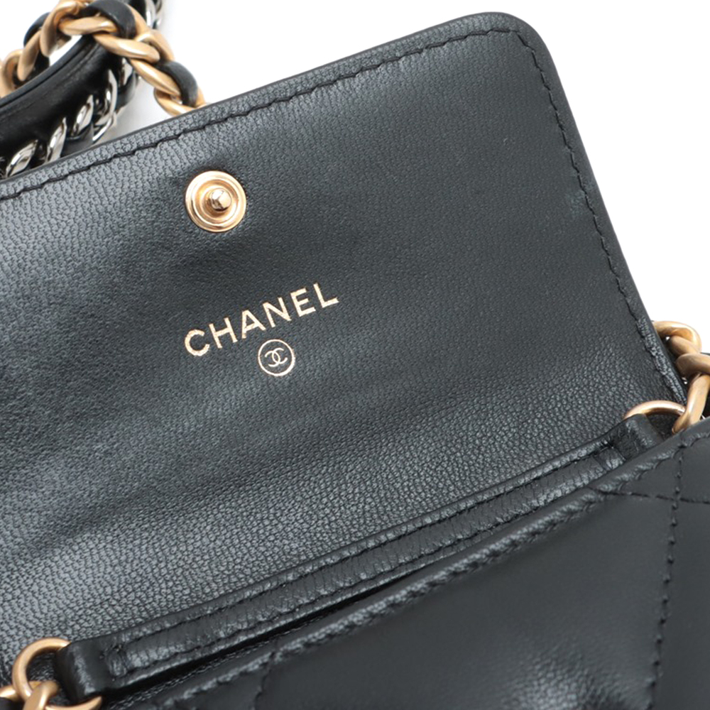 Pre-Loved Chanel Quilted Lambskin 19 Flap Coin Purse With Chain - Picture 7 of 11